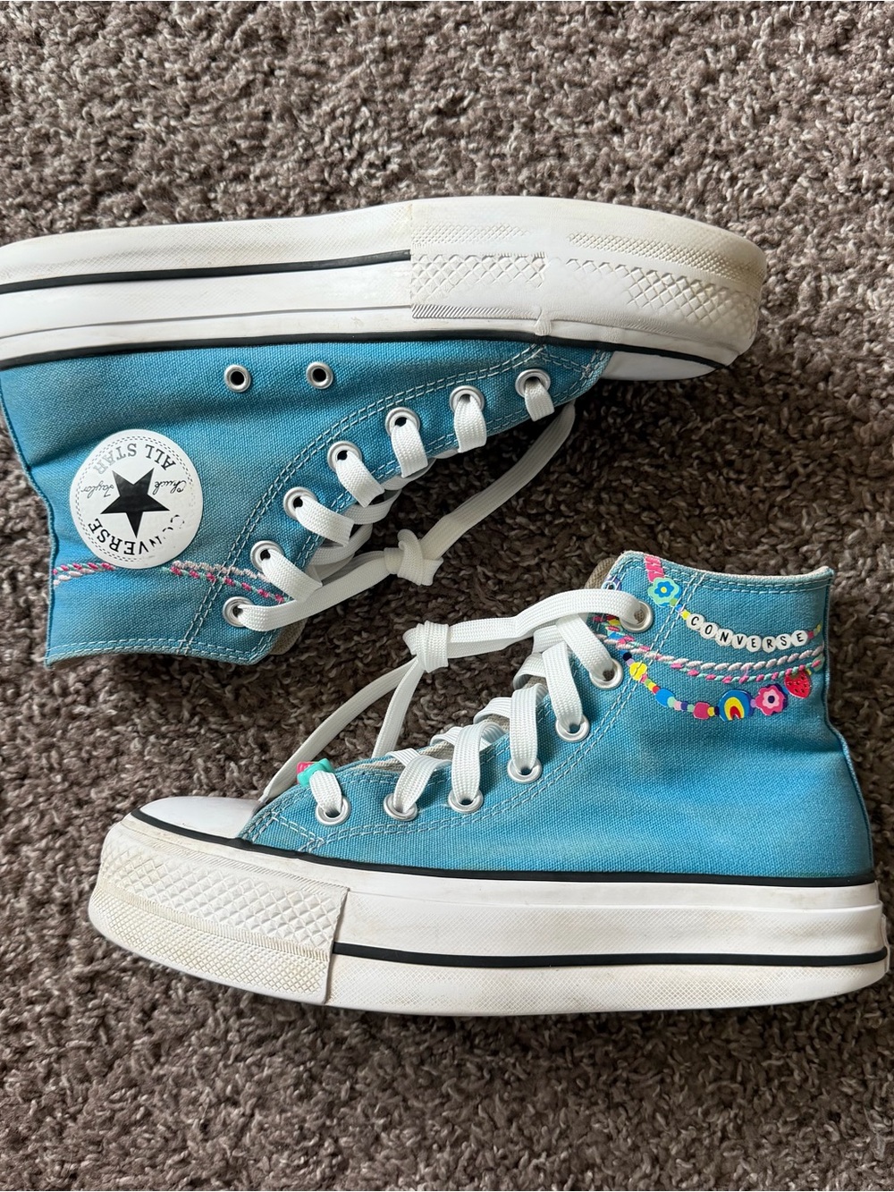 Converse Chuck Taylor Lift Platform Embroidered Bracelet High Tops 6.5